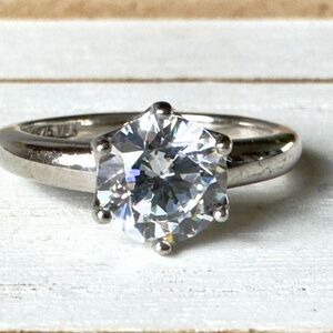 Vintage 925 Sterling Silver Solitaire Ring Size 8.5